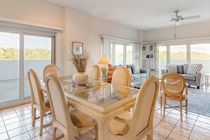 Dining - Beachfront luxury with panoramic Gulf views (Miramar Beach)