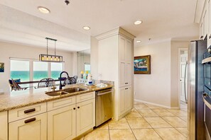 Coffee/tea maker, fridge, microwave, oven - Exclusive beachfront condo w/private balcony (Miramar Beach)