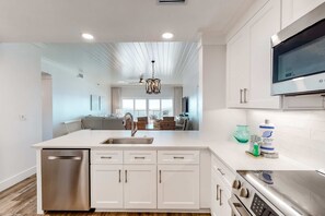 Fridge, microwave, oven, stovetop - Exclusive 2BR Oceanfront with Gulf Views (Miramar Beach)