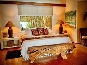 Silitysrauta/-lauta, ilmainen Wi-Fi, vuodevaatteet, pääsy pyörätuolilla