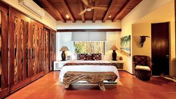 Iron/ironing board, free WiFi, bed sheets, wheelchair access