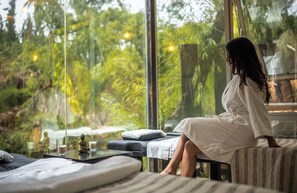 Sauna, hot tub, massages