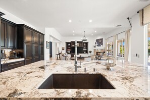 Interior - Palmetto - Gorgeous Half Acre Oasis (Indio)