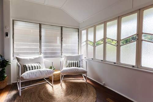 Charming Cottage Stay -  2 Bedroom