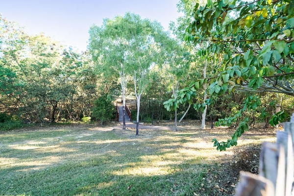 Exterior image 2