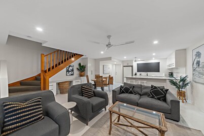 Coastal Comfort Near The Strand