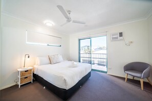 WiFi - Beachfront Unit on The Strand (North Ward)