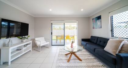 Modern 4BR Retreat | Space & Comfort for All