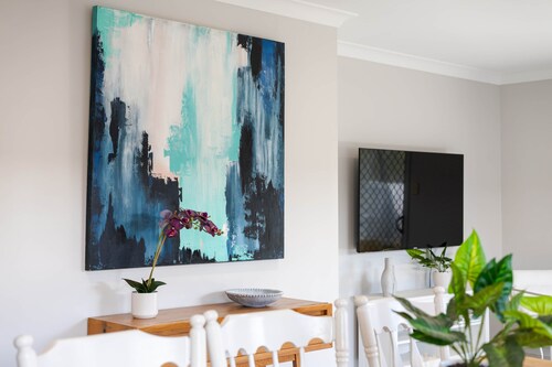 Modern 4BR Retreat | Space & Comfort for All