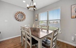 Dining - Little Bay House on Canoe Lake (Rockport)