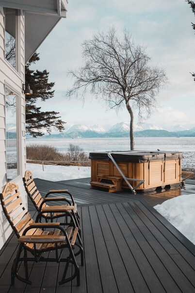Shorebird Cottage