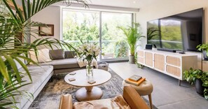 Deluxe Apartment | Living area - Local Co (Mexico City)