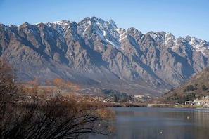 Miscellaneous - Lakeside Studio Retreat (Queenstown)