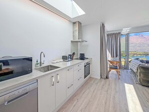 Fridge, microwave, oven, stovetop - Brand-New Studio With Breathtaking Lake & Mountain Views | Walk to Town (Queenstown)