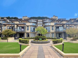 Exterior - Lakefront Central Studio, walk to town! (Queenstown)