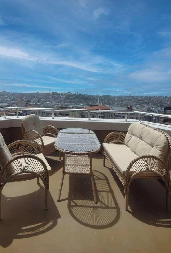 Terrace/patio - Tunel Residence (Istanbul)