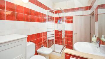 Doccia, asciugacapelli