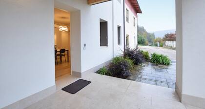 2 bedroom gorgeous apartment in Premaor