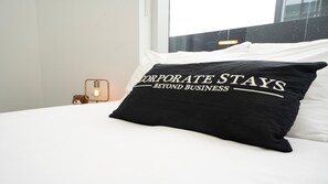 Room - Greystar Somma - Fully Furnished 2 Bedrooms in Chile 406 (Las Condes)