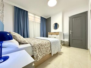 2 bedrooms, iron/ironing board, Internet, bed sheets - Sunny Luxury Residence with Panoramic Pool (Playa de las Américas)