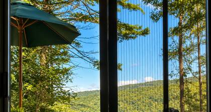 Adirondack Waterfront 5BR • Summer Retreat
