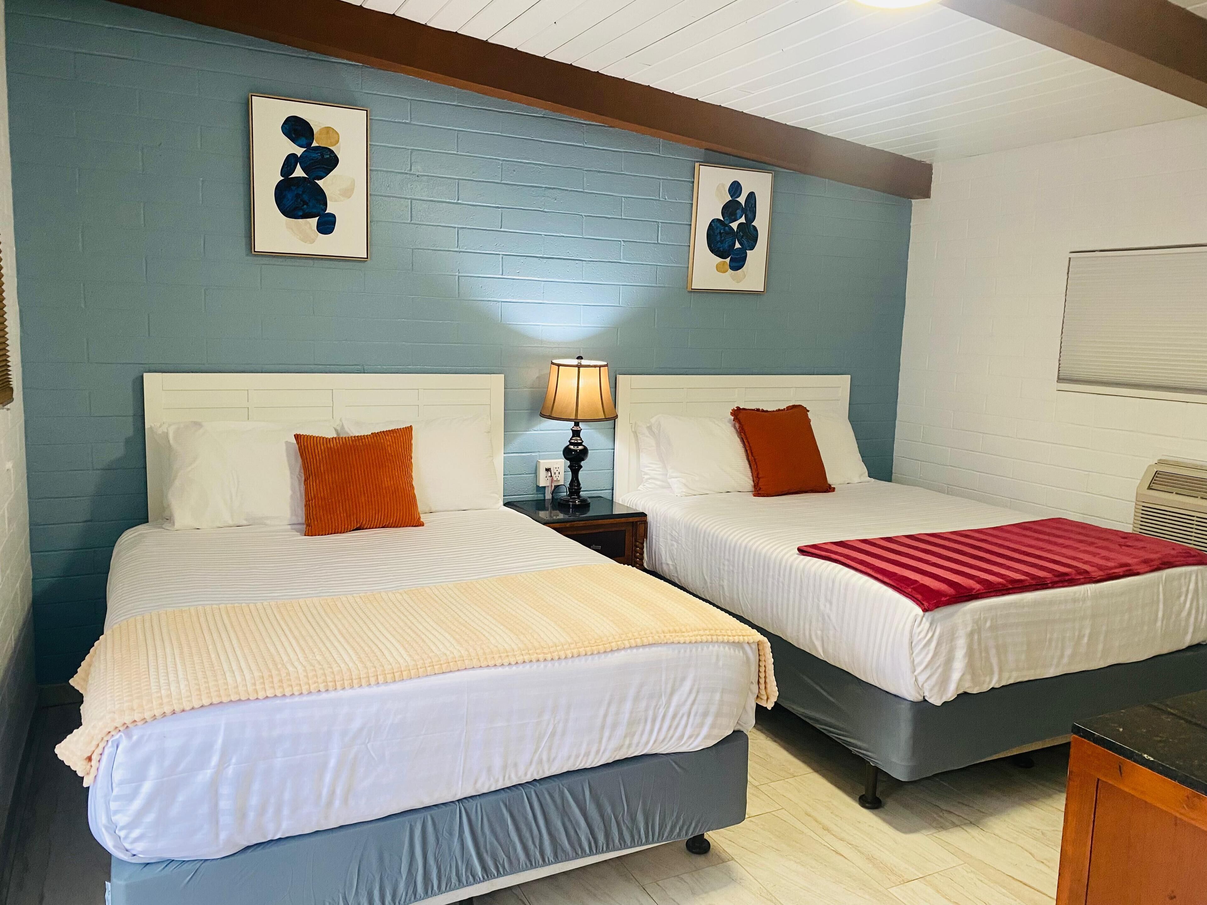 Decoración personalizada, muebles diferentes y wifi gratis 