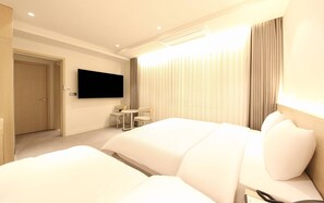 Standard Double Room, City View | Desk, free WiFi