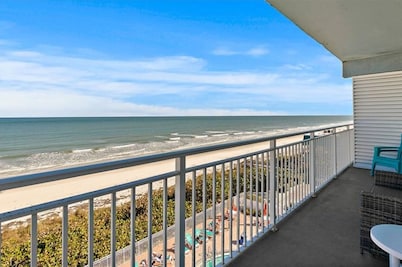 Oceanview Condo w/ Balcony, Pool & Steps to New Smyrna Dining