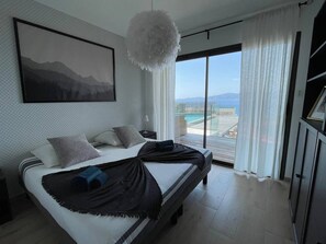 Iron/ironing board, free WiFi, bed sheets - Villa ARIA- 4 bedrooms, sea view, swimming pool (PIETROSELLA)