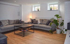 Fireplace - Cozy apartment in Ystad with WiFi (Ystad)