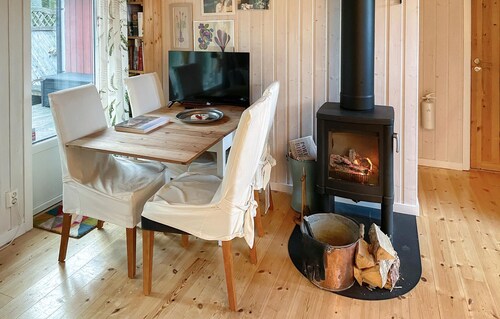 Stunning apartment in Blidö with WiFi