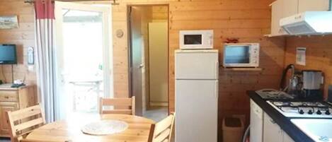 Fridge, microwave, dishwasher, coffee/tea maker