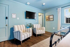 Free WiFi, bed sheets - Falling Water Suite on Lookout Mountain (Lookout Mountain)