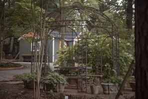 Property grounds - Cumberland Room on Lookout Mountain (Lookout Mountain)