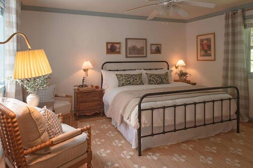 Lula Lake Room on Lookout Mountain