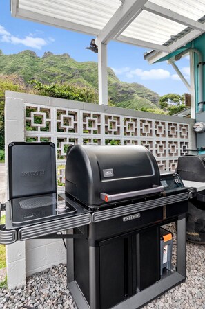 Property grounds - Hale Kekio • Relaxation • Short Walk to Beach (Kaaawa)