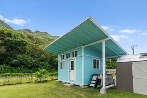 Exterior - Hale Kekio • Relaxation • Short Walk to Beach (Kaaawa)