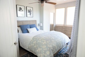 Iron/ironing board, WiFi, bed sheets - Entrada Escape, Desert Home Near Snow Canyon (Santa Clara)