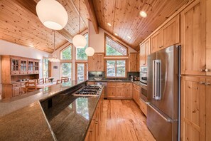 Fridge, microwave, oven, stovetop - Vibrance at Alpine by Tahoe Getaways - Ski Shuttle - 4BR w Hot Tub & Sauna (Alpine Meadows)