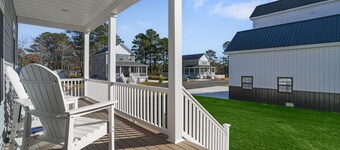 Sandy Penny | Luxury New Build w/ Water Views, En-Suite Bedrooms + Gourmet Kitchen Retreat