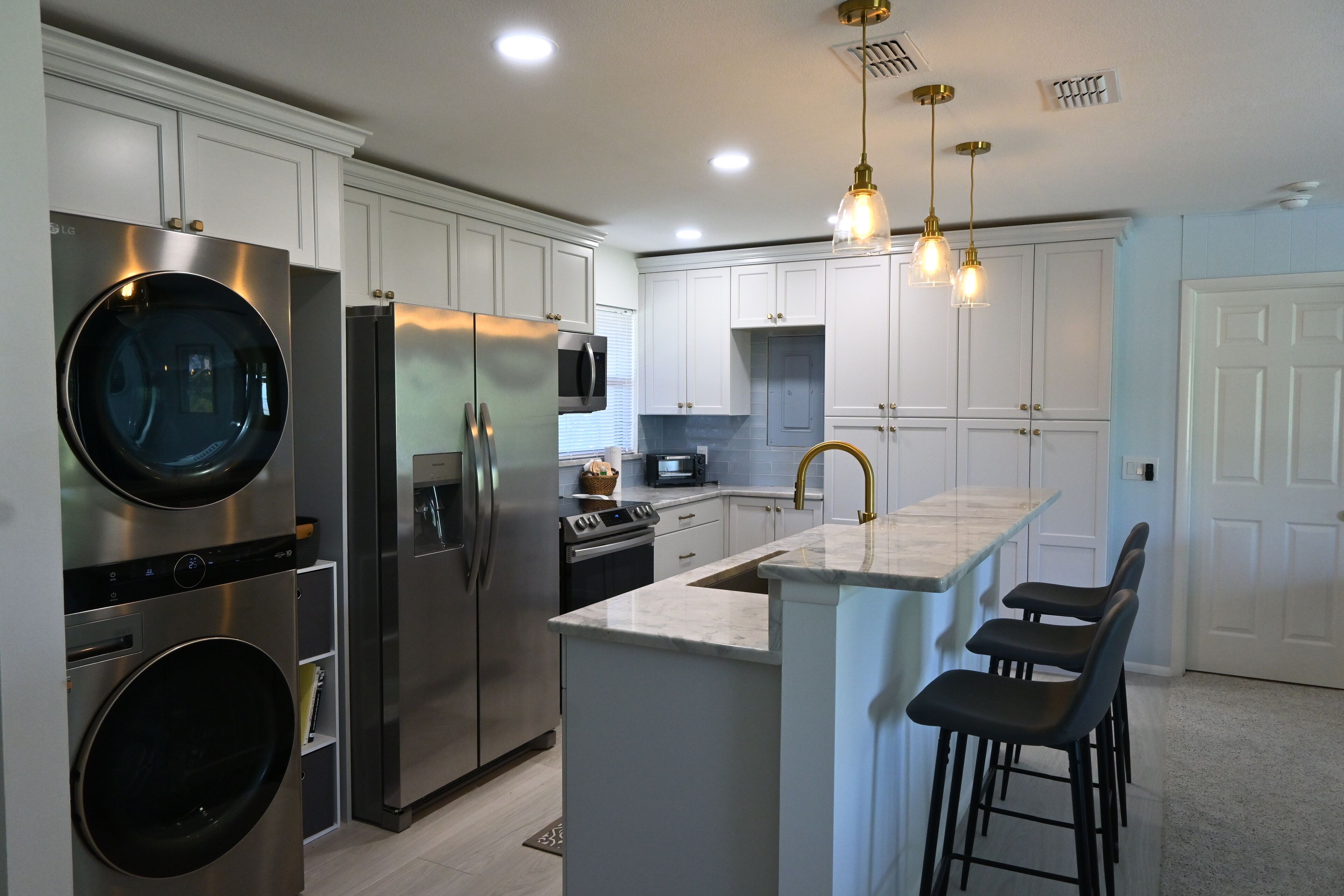 Microwave, oven, stovetop, dishwasher