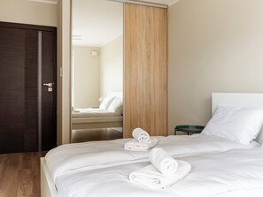 Strygejern/strygebræt, Wi-Fi, sengetøj