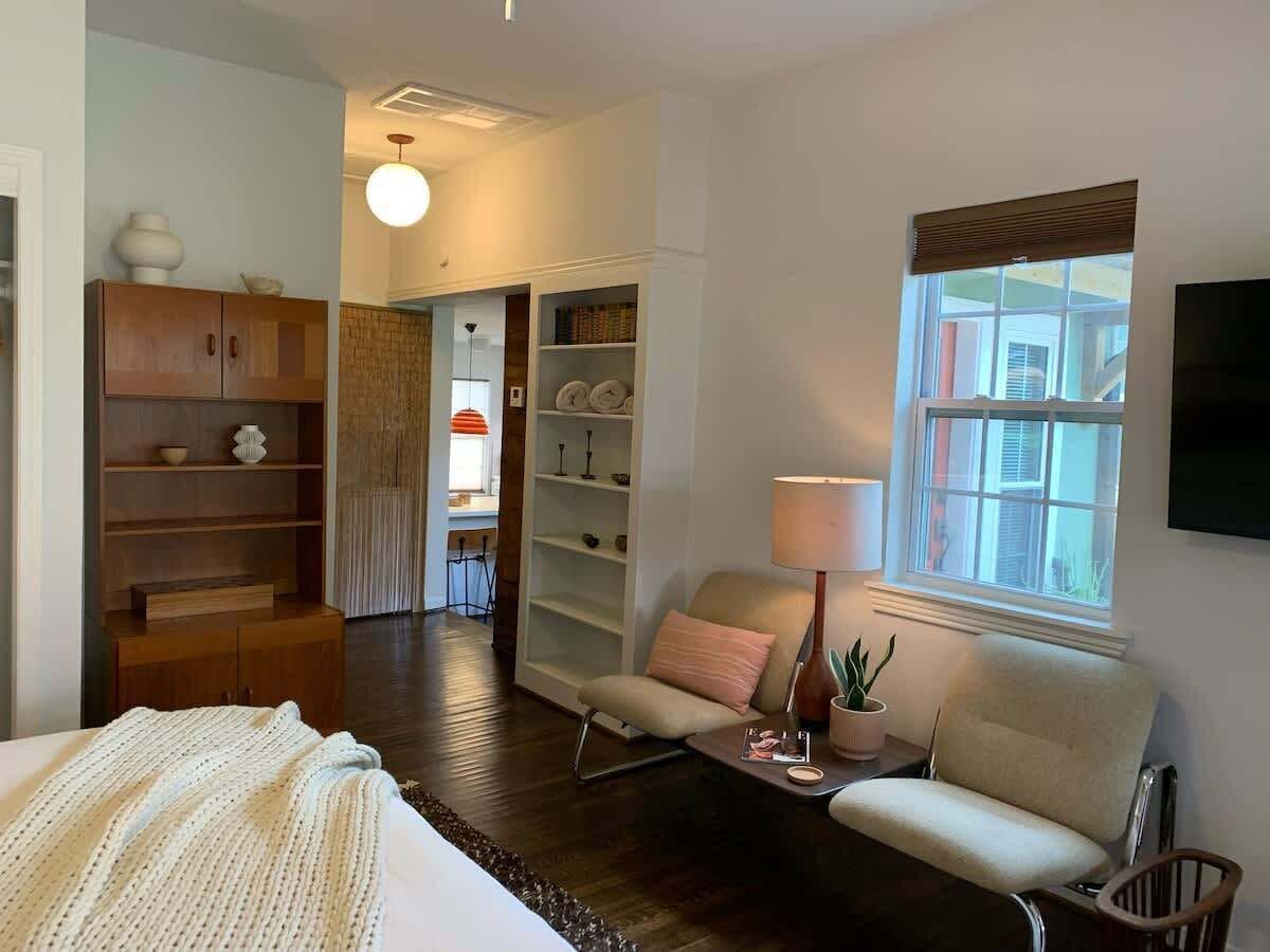 1 chambre, fer et planche à repasser, lit de bébé portatif, Wi-Fi
