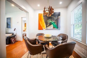 Dining - enchanting heights hideaway, Easy World Cup Access (Houston)