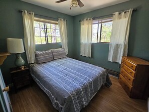 Free WiFi, bed sheets - Pinetop Vista - The Wildlife Cabin (Pinetop)