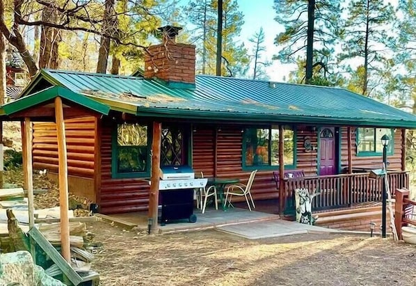 Outdoor dining - Pinetop Vista - The Wildlife Cabin (Pinetop)