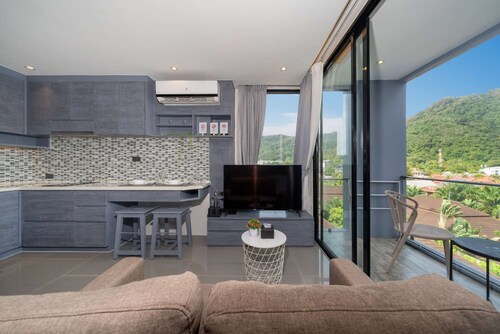 Fabulous CityGate 1BR Suite in Kamala Beach
