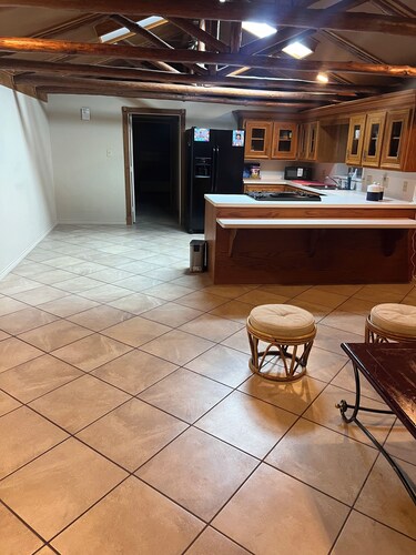 Delightful farmhouse in Waller perfect for a relaxing getaway