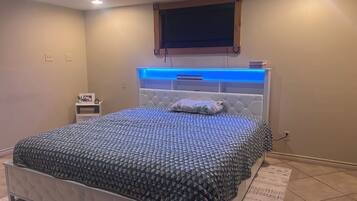 1 bedroom, iron/ironing board, WiFi, bed sheets