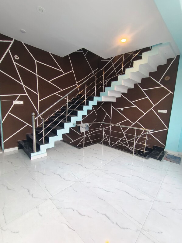 Comfort Single Room | Terrace/patio - Shree Gora Parvati Stay  (Ujjain)